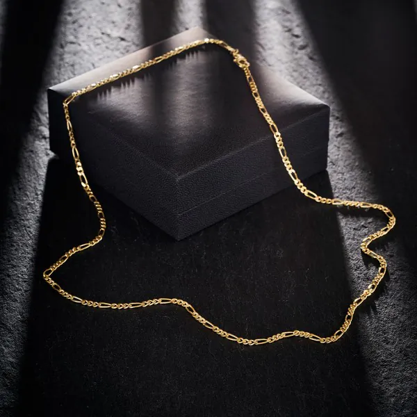 Goldkette als Figarokette diamantiert Gliederung 3+1 in Gelbgold 585 / 14K, 45 cm lang, 2,8 mm breit, Gewicht ca. 8.9 g.