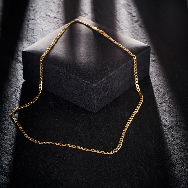 Goldkette als Panzerkette facettiert in Gelbgold 375 / 9 Karat, 75 cm lang, 3.1 mm breit, Gewicht ca. 8.2 g.