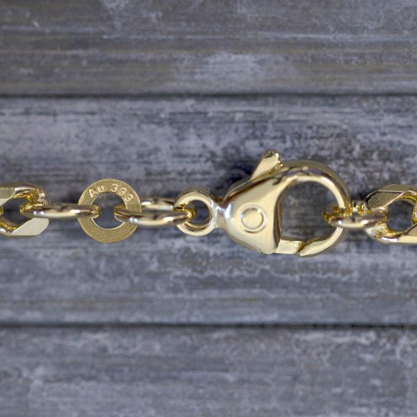 Armband als Figarokette diamantiert in Gelbgold 333 / 8K, 19 cm lang, 4,3 mm breit, Gewicht ca. 7.8 g.