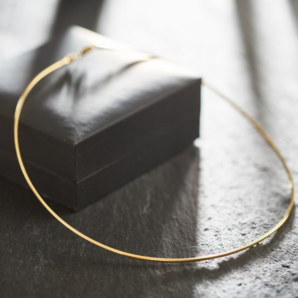 Goldkette als Tondakette in Gelbgold 333 / 8K, 38 cm lang, 1,2 mm breit, Gewicht ca. 4.5 g.