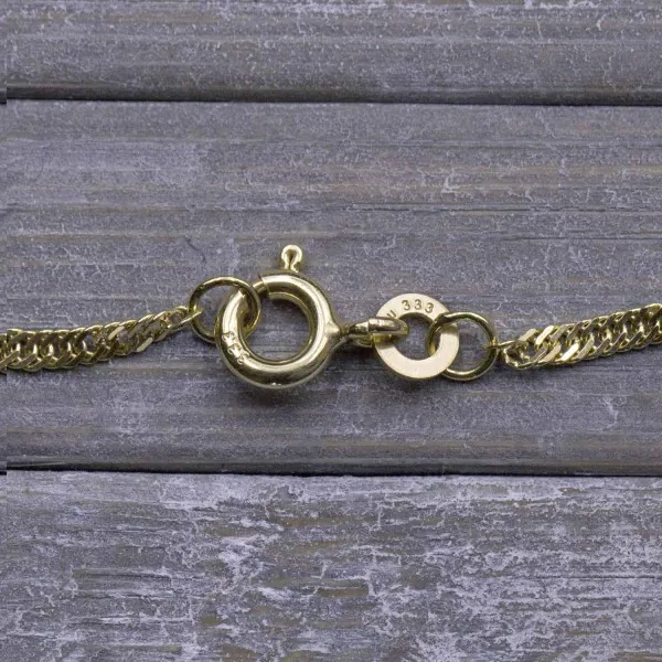 Goldkette als Singapurkette in Gelbgold 333 / 8K, 55 cm lang, 1,8 mm breit, Gewicht ca. 2.6 g.