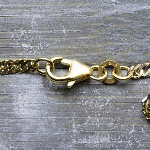 Armband als Singapurkette in Gelbgold 333 / 8K, 16 cm lang, 2,4 mm breit, Gewicht ca. 1.4 g.