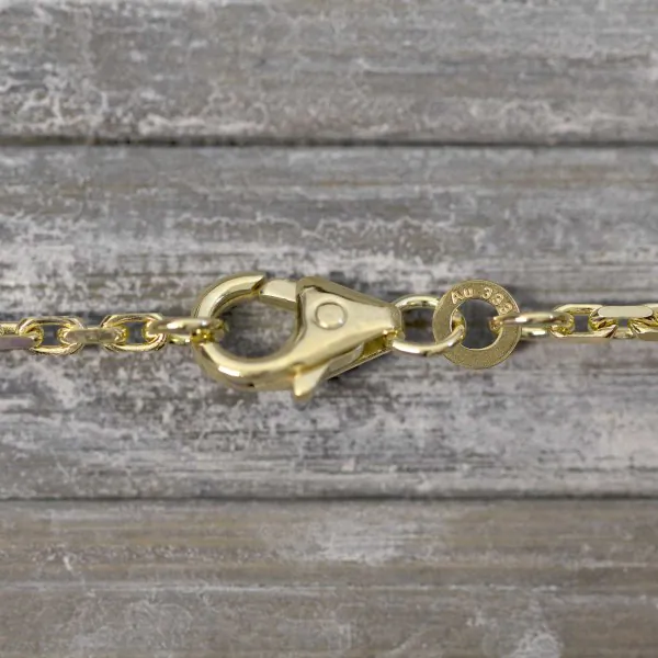 Goldkette als Ankerkette diamantiert in Gelbgold 333 / 8K, 50 cm lang, 1,8 mm breit, Gewicht ca. 6.7 g.