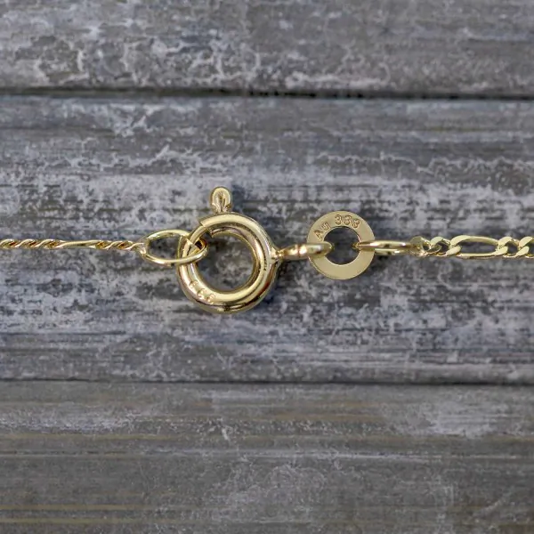 Goldkette als Figarokette diamantiert in Gelbgold 333 / 8K, 42 cm lang, 1,5 mm breit, Gewicht ca. 1.9 g.