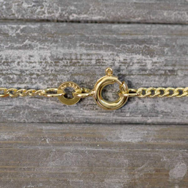 Goldkette als Figarokette diamantiert in Gelbgold 333 / 8 Karat, 34 cm lang, 1.9 mm breit, Gewicht ca. 2.3 g.