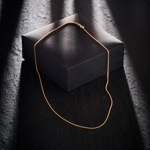 Goldkette als Venezianerkette rund geschlagen in Gelbgold 375 / 9K, 90 cm lang, 1,2 mm breit, Gewicht ca. 6.3 g.