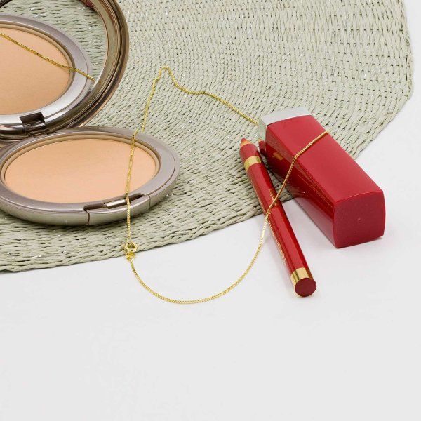 Goldkette als Venezianerkette in Gelbgold 333 / 8K, 36 cm lang, 0,8 mm breit, Gewicht ca. 1.5 g.