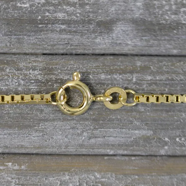 Goldkette als Venezianerkette in Gelbgold 333 / 8K, 95 cm lang, 1,4 mm breit, Gewicht ca. 10.9 g.