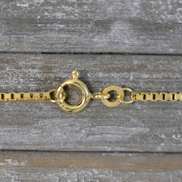 Goldkette als Venezianerkette in Gelbgold 333 / 8K, 42 cm lang, 1,4 mm breit, Gewicht ca. 4.9 g.