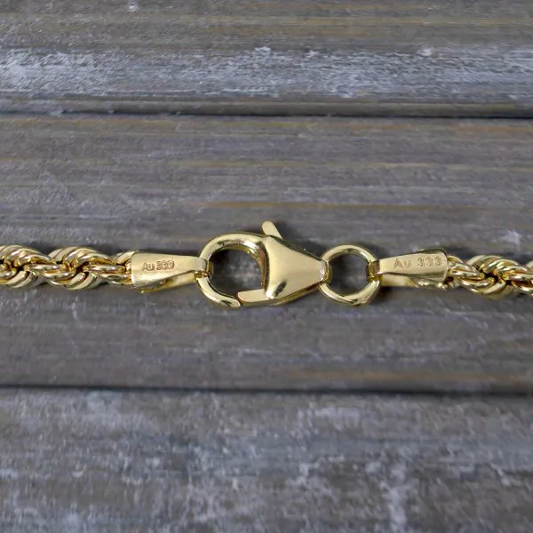 Goldkette als Kordelkette hohl in Gelbgold 333 / 8K, 45 cm lang, 2,7 mm breit, Gewicht ca. 4 g.