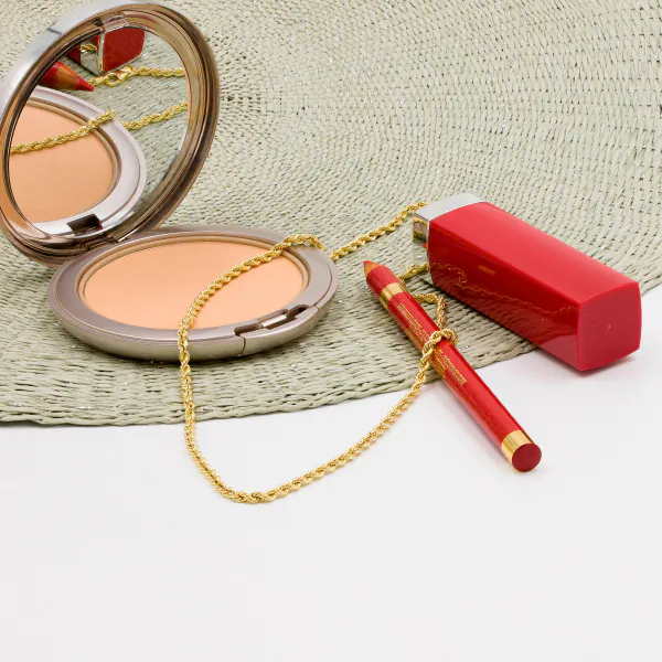 Goldkette als Kordelkette hohl in Gelbgold 333 / 8 Karat, 65 cm lang, 2.7 mm breit, Gewicht ca. 5,8 g.