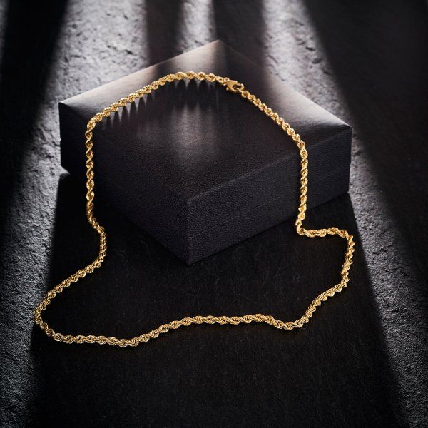 Goldkette als Kordelkette hohl in Gelbgold 333 / 8K, 50 cm lang, 3,3 mm breit, Gewicht ca. 6.8 g.