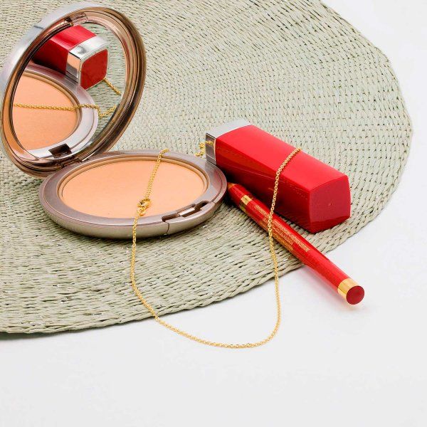 Goldkette als Ankerkette rund in Gelbgold 750 / 18K, 42 cm lang, 1,5 mm breit, Gewicht ca. 3.3 g.