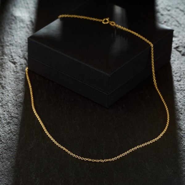 Goldkette als Ankerkette rund in Gelbgold 375 / 9K, 50 cm lang, 2 mm breit, Gewicht ca. 4.7 g.