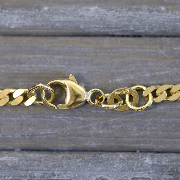 Armband als Panzerkette flach in Gelbgold 375 / 9K, 19 cm lang, 2,7 mm breit, Gewicht ca. 3.4 g.