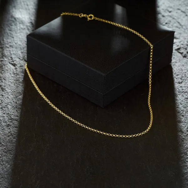 Goldkette als Erbskette in Gelbgold 375 / 9K, 90 cm lang, 2 mm breit, Gewicht ca. 8.4 g.