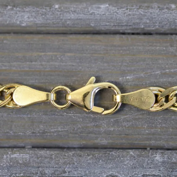 Goldkette als Zwillingspanzerkette in Gelbgold 375 / 9 Karat, 75 cm lang, 3.9 mm Breit, Gewicht ca. 5.8 g.