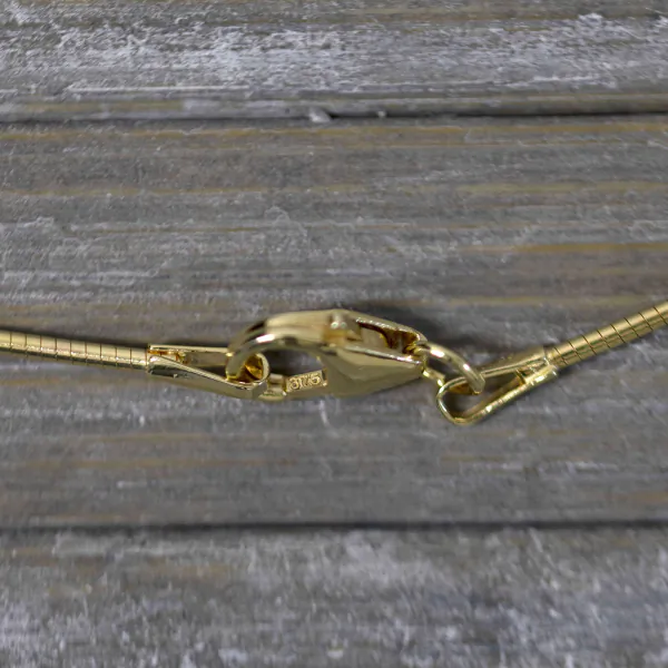 Goldkette als Tondakette in Gelbgold 375 / 9 Karat, 50 cm lang, 1 mm breit, Gewicht ca. 3,6 g.