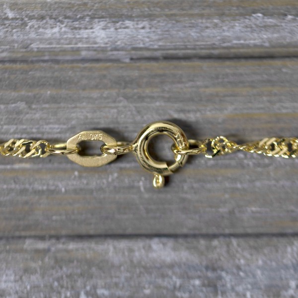 Goldkette als Singapurkette in Gelbgold 375 / 9 Karat, 75 cm lang, 1.8 mm breit, Gewicht ca. 4 g.