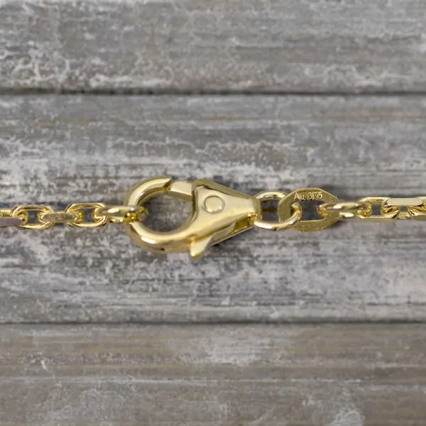 Goldkette als Ankerkette diamantiert in Gelbgold 375 / 9K, 45 cm lang, 1,8 mm breit, Gewicht ca. 6.1 g.