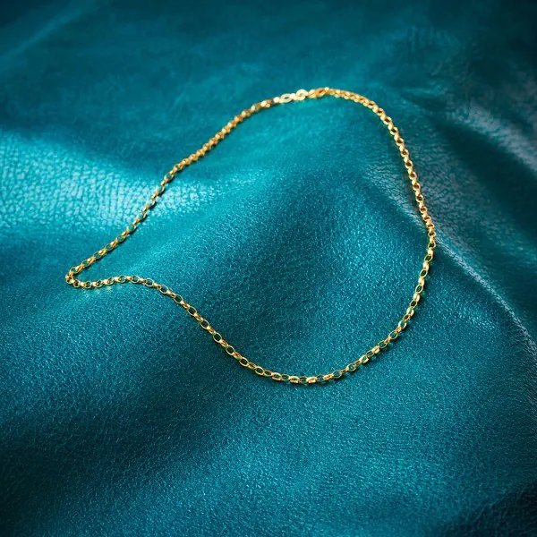 Goldkette als Erbskette in Gelbgold 375 / 9K, 65 cm lang, 2,4 mm breit, Gewicht ca. 5.7 g.