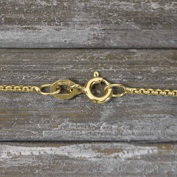 Goldkette als Venezianerkette rund geschlagen in Gelbgold 375 / 9K, 36 cm lang, 1,2 mm breit, Gewicht ca. 2.6 g.