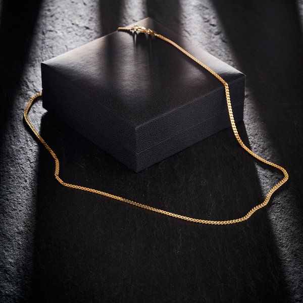 Goldkette als Panzerkette flach 0.8 Höhe in Gelbgold 585 / 14K, 60 cm lang, 2,4 mm breit, Gewicht ca. 8.8 g.