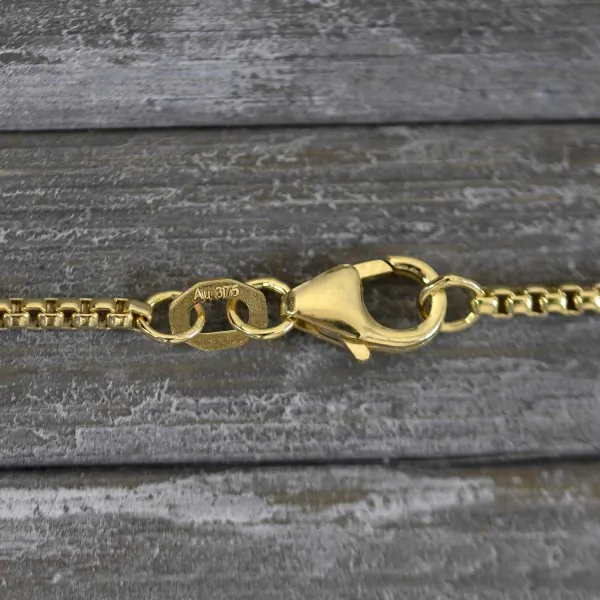 Goldkette als Venezianerkette rund geschlagen in Gelbgold 375 / 9K, 36 cm lang, 1,5 mm breit, Gewicht ca. 4.8 g.