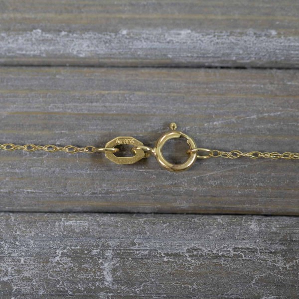 Goldkette als Doppelankerkette in Gelbgold 375 / 9K, 45 cm lang, 1 mm breit, Gewicht ca. 0.7 g.