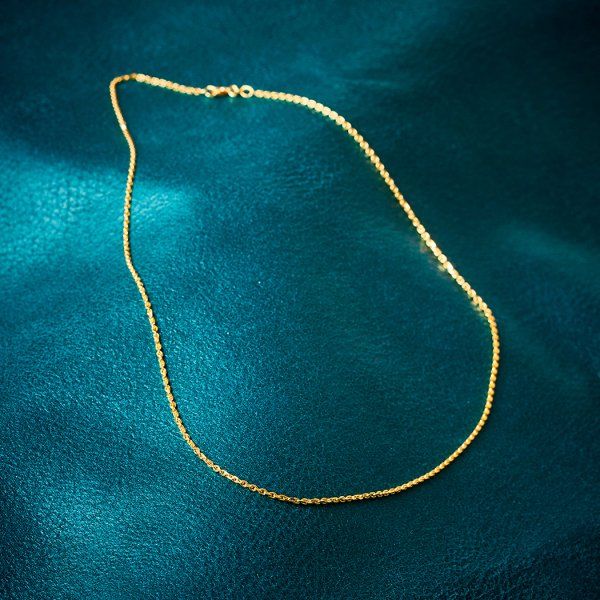 Goldkette als Ankerkette diamantiert in Gelbgold 333 / 8K, 42 cm lang, 1,7 mm breit, Gewicht ca. 3.3 g.