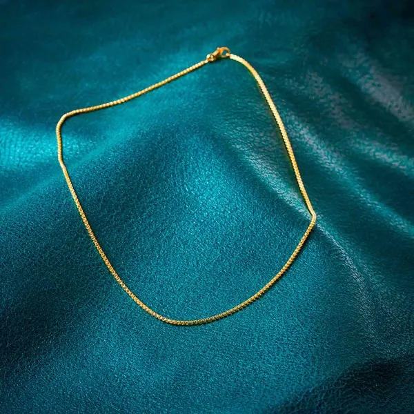 Goldkette als Venezianerkette rund geschlagen in Gelbgold 375 / 9K, 50 cm lang, 1,5 mm breit, Gewicht ca. 6.7 g.
