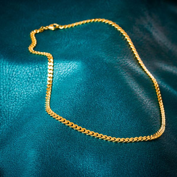 Goldkette als Panzerkette flach in Gelbgold 585 / 14K, 50 cm lang, 4,7 mm breit, Gewicht ca. 28.4 g.