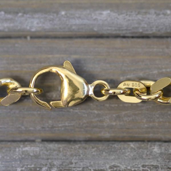 Goldkette als Panzerkette flach in Gelbgold 585 / 14K, 50 cm lang, 4,7 mm breit, Gewicht ca. 28.4 g.