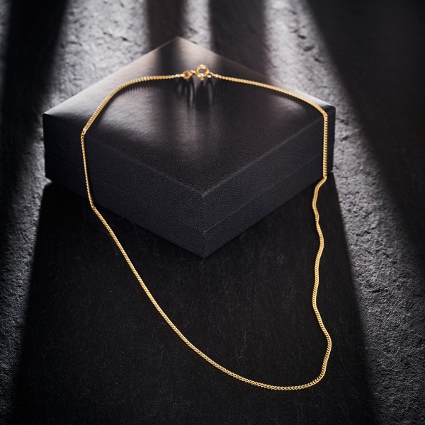 Goldkette als Panzerkette flach in Gelbgold 585 / 14K, 85 cm lang, 1,7 mm breit, Gewicht ca. 8.8 g.