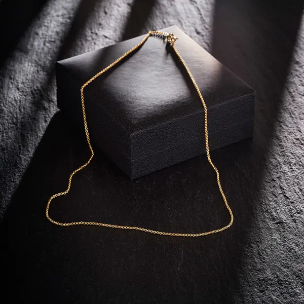 Goldkette als Erbskette in Gelbgold 585 / 14K, 80 cm lang, 1,5 mm breit, Gewicht ca. 6.9 g.