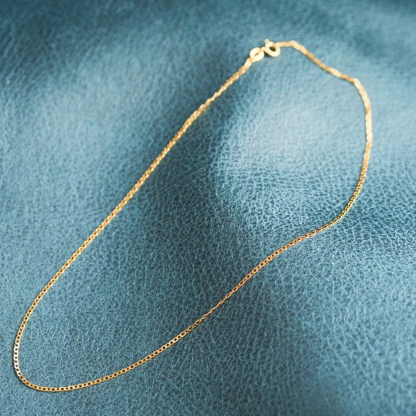Goldkette als Achterkette in Gelbgold 585 / 14K, 45 cm lang, 1,3 mm breit, Gewicht ca. 2.2 g.