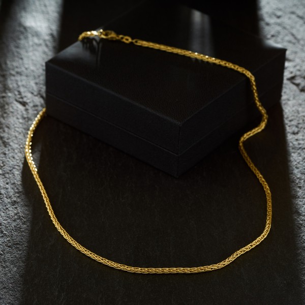 Goldkette als Zopfkette hohl in Gelbgold 585 / 14K, 34 cm lang, 2,1 mm breit, Gewicht ca. 4.3 g.