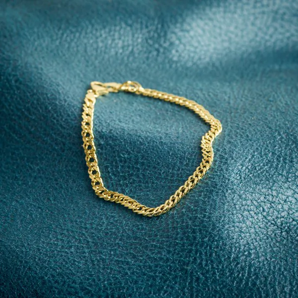 Armband als Zwillingspanzerkette in Gelbgold 585 / 14 K, 22 cm lang, 3,9mm breit, Gewicht ca. 5.1 g.