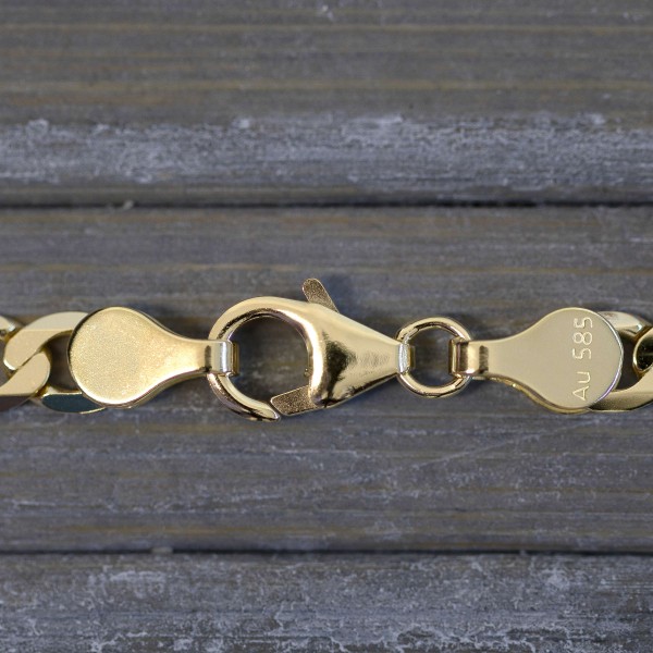 Armband als Panzerkette facettiert in Gelbgold 585 / 14 Karat, 19.5 cm lang, 5 mm breit, Gewicht ca. 6.2 g.