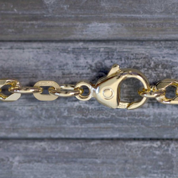 Goldkette als Figarokette diamantiert in Gelbgold 585 / 14K, 75 cm lang, 4,3 mm breit, Gewicht ca. 33.2 g.