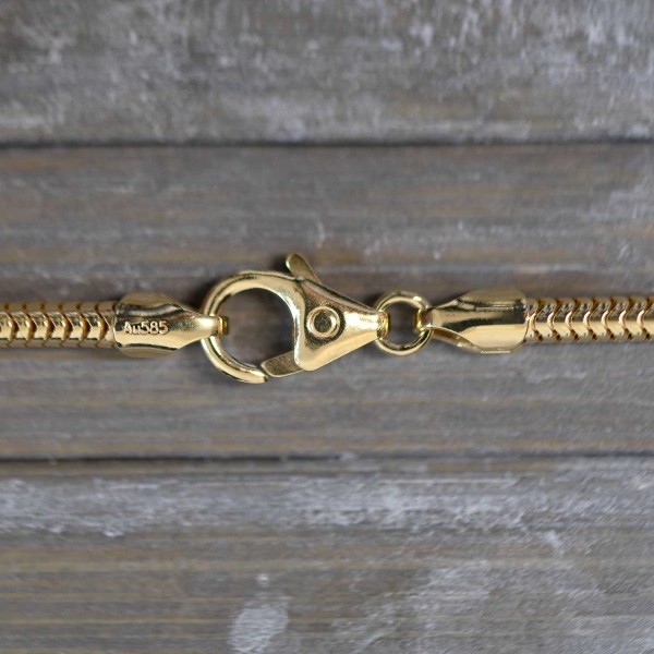 Goldkette als Schlangenkette in Gelbgold 585 / 14K, 40 cm lang, 2,4 mm breit, Gewicht ca. 11.5 g.