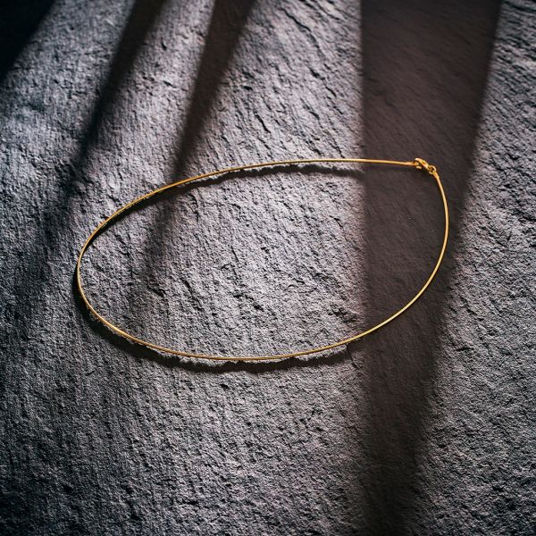 Goldkette als Tondakette in Gelbgold 585 / 14K, 40 cm lang, 1 mm breit, Gewicht ca. 3.5 g.