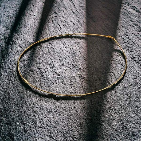 Goldkette als Tondakette in Gelbgold 750 / 18K, 45 cm lang, 1,2 mm breit, Gewicht ca. 7 g.