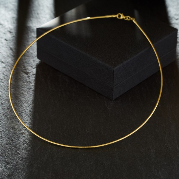 Goldkette als Tondakette in Gelbgold 585 / 14K, 45 cm lang, 1,5 mm breit, Gewicht ca. 10 g.