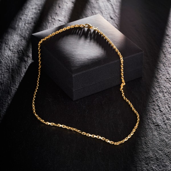 Goldkette als Ankerkette diamantiert in Gelbgold 333 / 8K, 60 cm lang, 2,5 mm breit, Gewicht ca. 15 g.