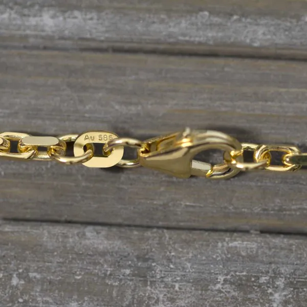 Goldkette als Ankerkette diamantiert in Gelbgold 585 / 14K, 60 cm lang, 2,5 mm breit, Gewicht ca. 19.4 g.