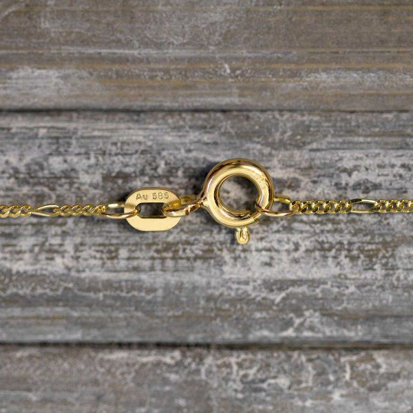 Goldkette als Figarokette diamantiert in Gelbgold 585 / 14K, 45 cm lang, 1,1 mm breit, Gewicht ca. 1.5 g.