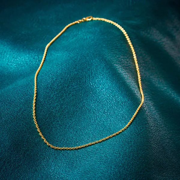 Goldkette als Ankerkette rund in Gelbgold 333 / 8K, 40 cm lang, 2 mm breit, Gewicht ca. 3.9 g.