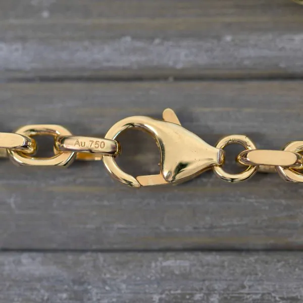 Armband als Ankerkette diamantiert in Gelbgold 750 / 18K, 18,7 cm lang, 3,8 mm breit, Gewicht ca. 16.9 g.