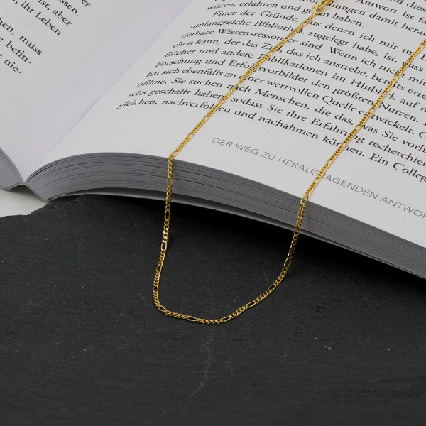 Goldkette als Figarokette diamantiert in Gelbgold 375 / 9K, 45 cm lang, 1,5 mm breit, Gewicht ca. 2.3 g.